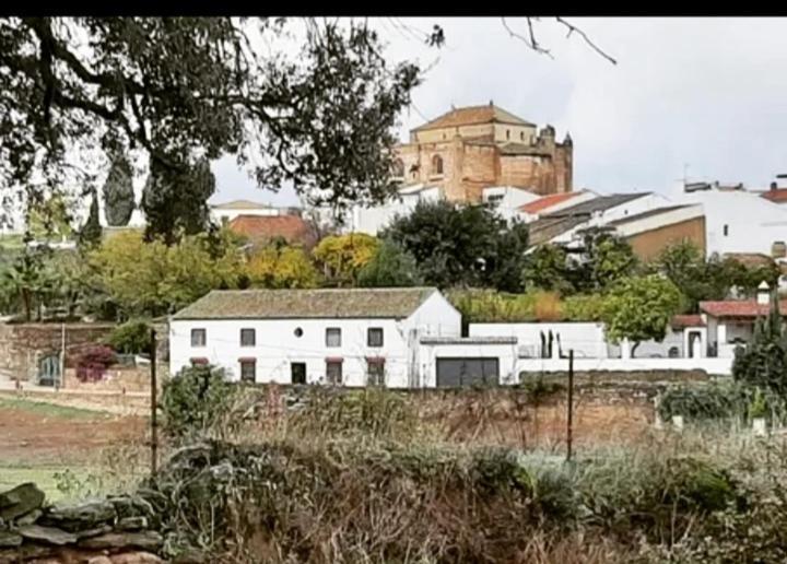 منزل الضيف كثل دي لا سييرا  في Casa El Azahin المظهر الخارجي الصورة